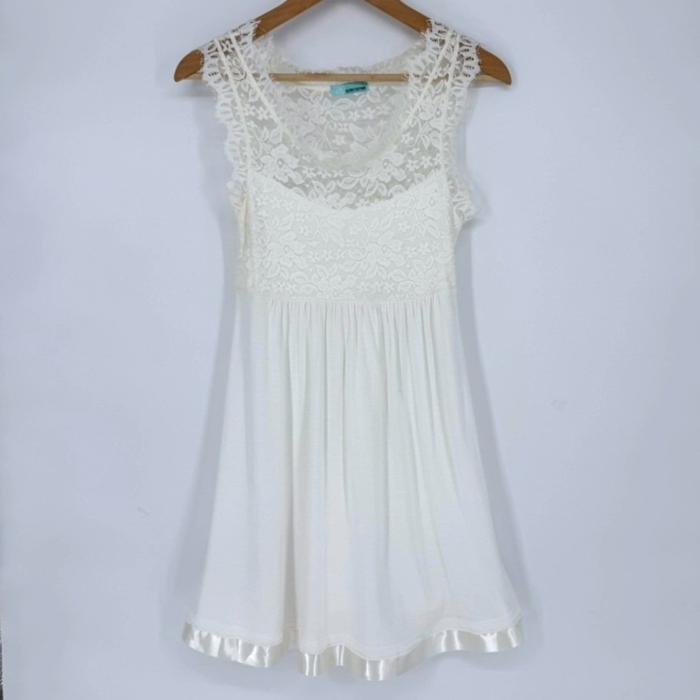 Queen Esther White Lace Empire Mini Dress Satin Trim M Coquette Fairy Angel